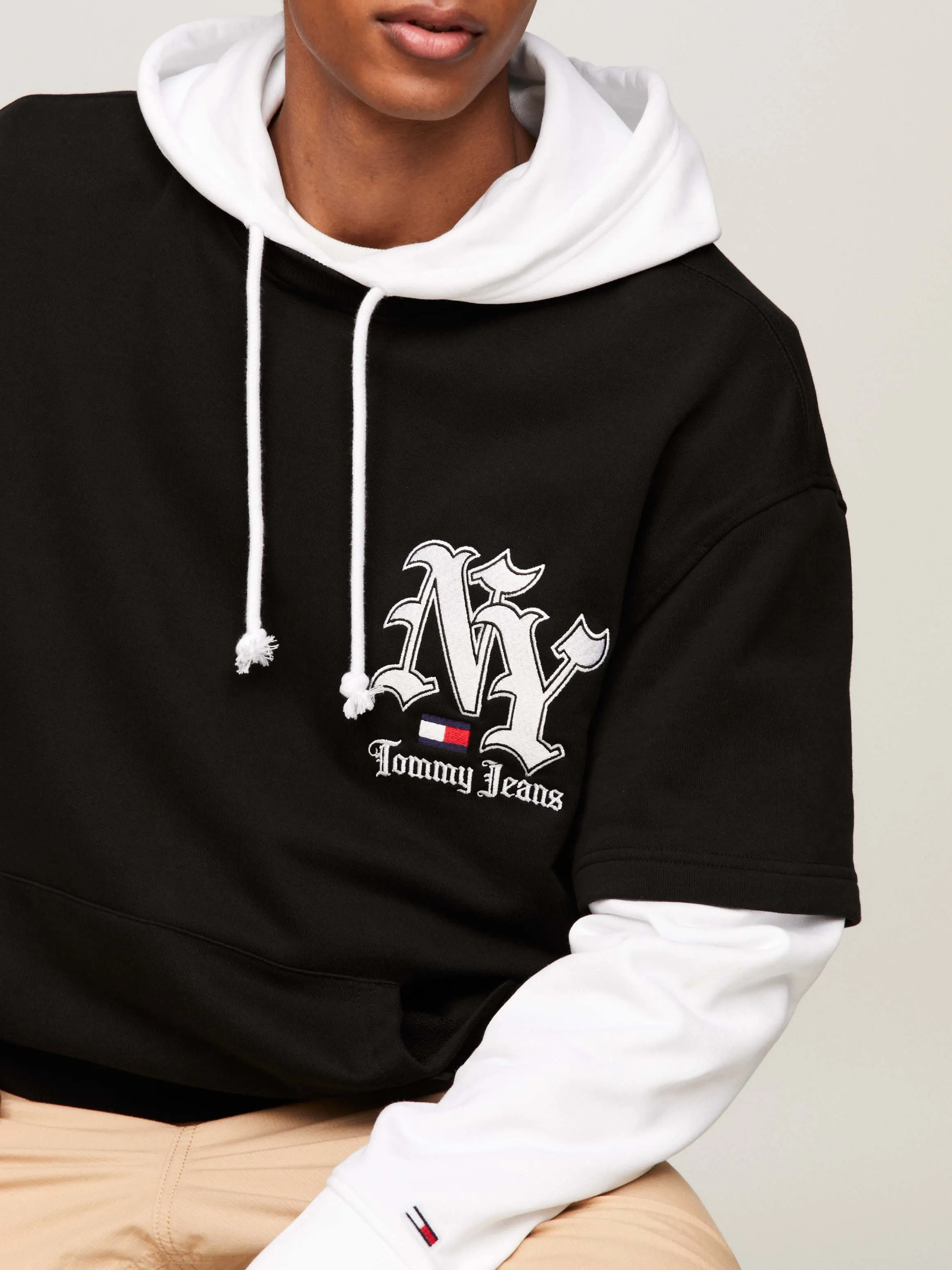 Double Layer Sleeves NY Logo Hoody | Sweatshirts & Hoodies | Tommy Jeans