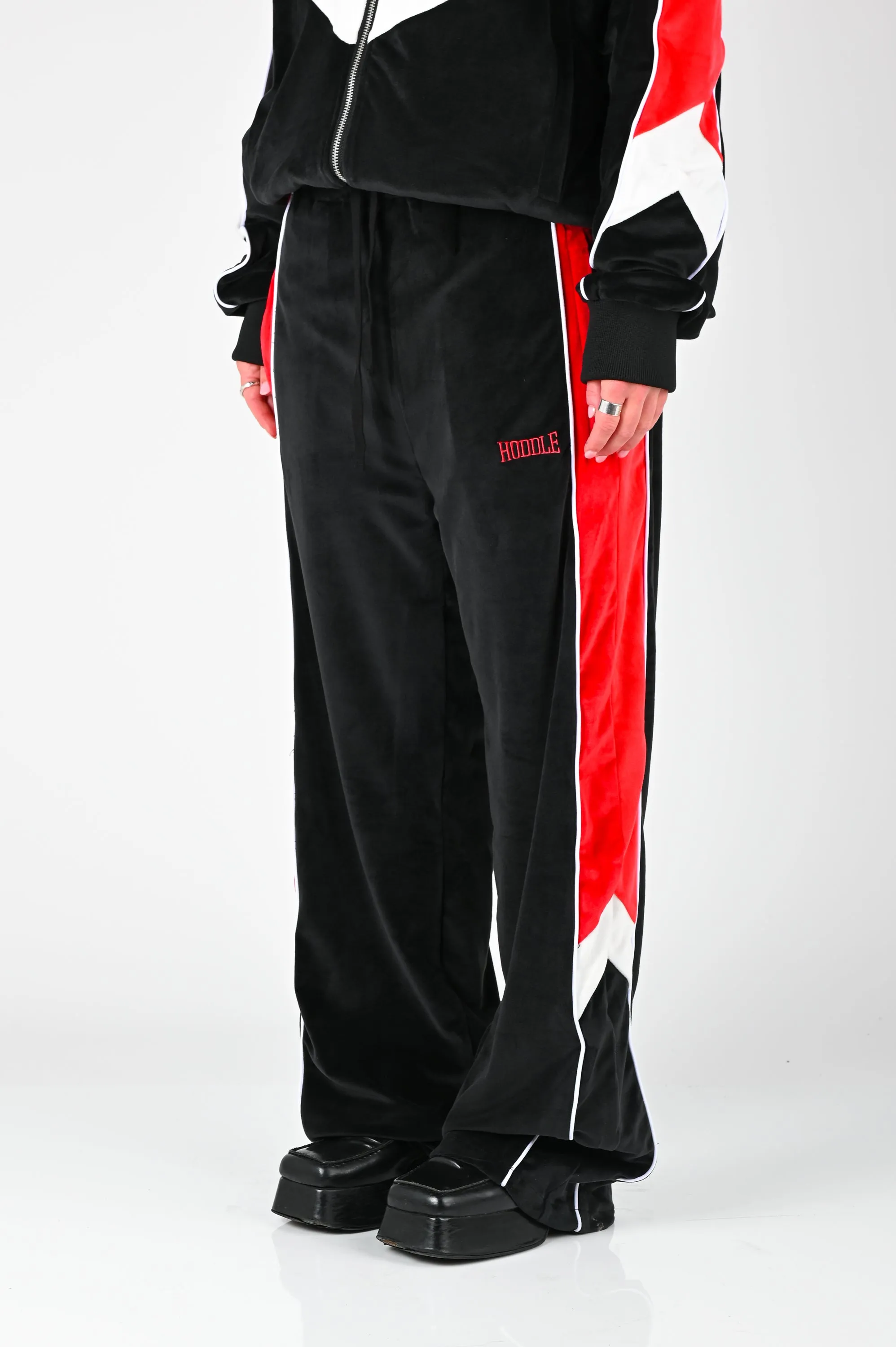 Hoddle Velour Trackpant in Red