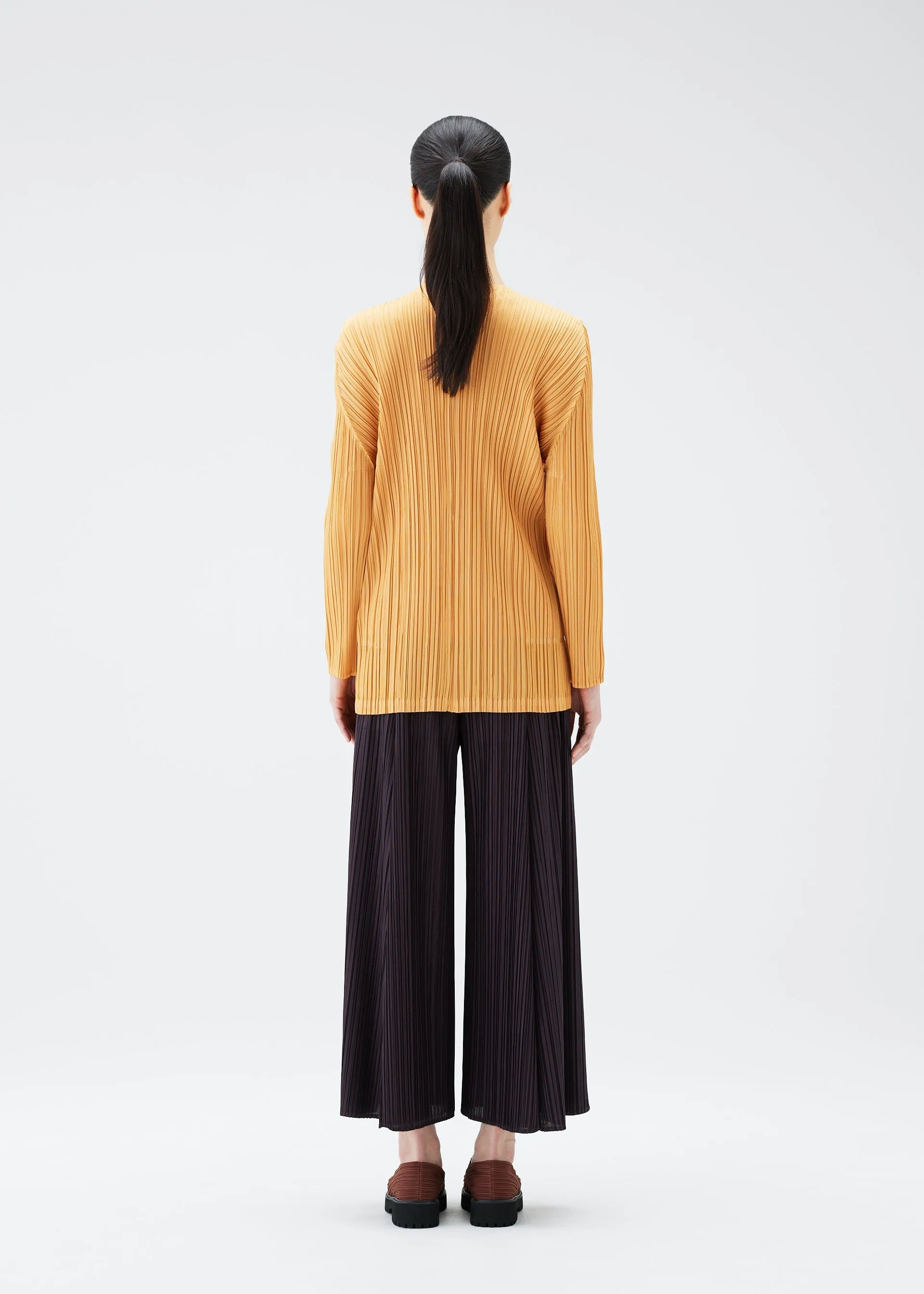 PLEATS PLEASE ISSEY MIYAKE  MELLOW PLEATS CARDIGAN   