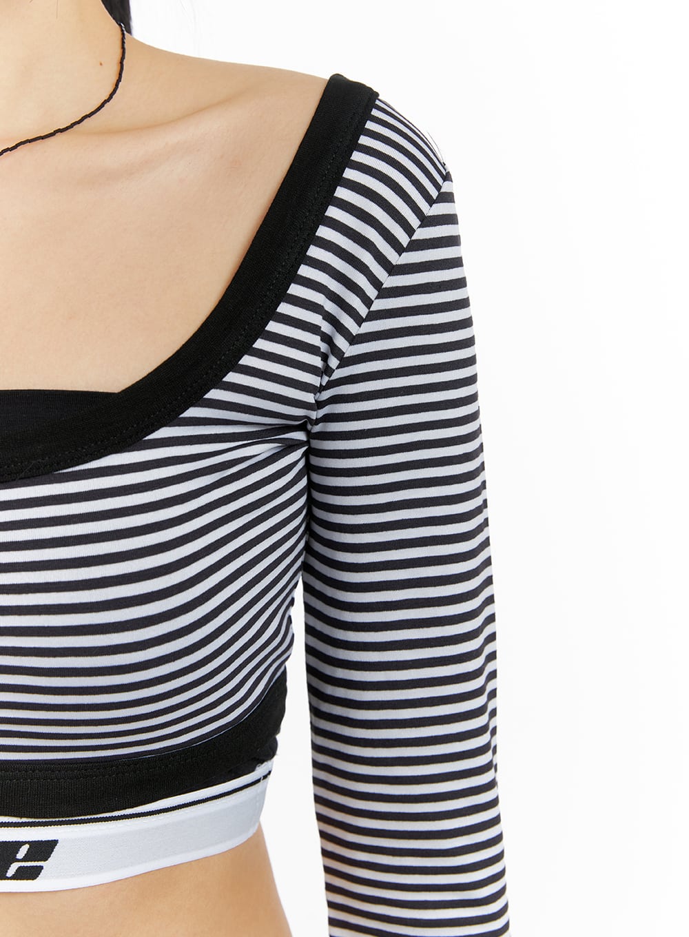 Round Neck Striped Long Sleeve Crop Top CM407