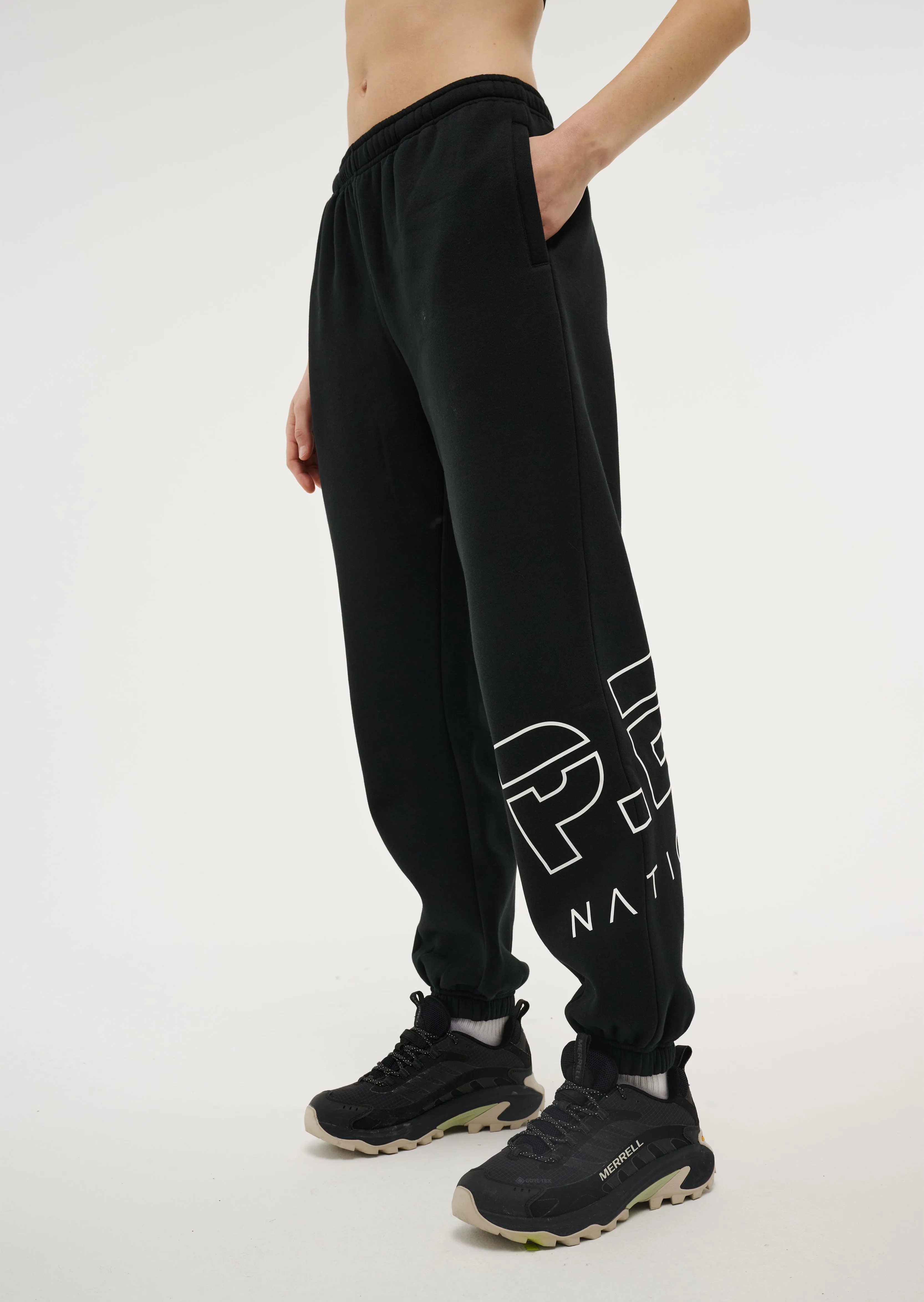 THE ORIGINAL TRACKPANT IN BLACK